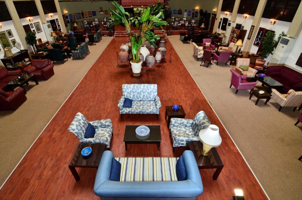 Royal Garden Hotell 5*
