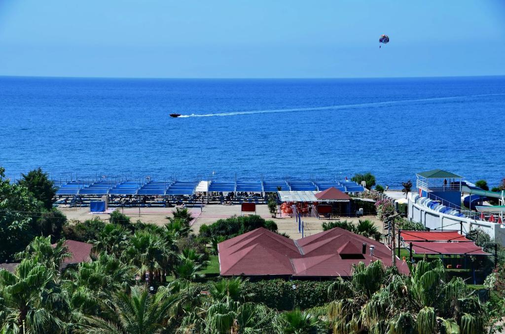 Hotell Royal Garden 5*